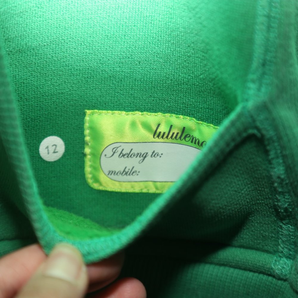 Lululemon Scuba Hoodie Fleece *Stretch (Lined Hood) in Green Bean - Picture 5 of 6
